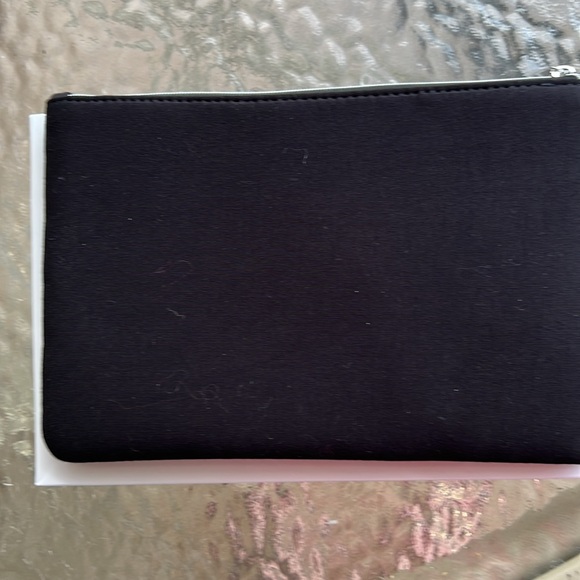 BN Christian Dior make up pouch, comes with box - Picture 2 of 5